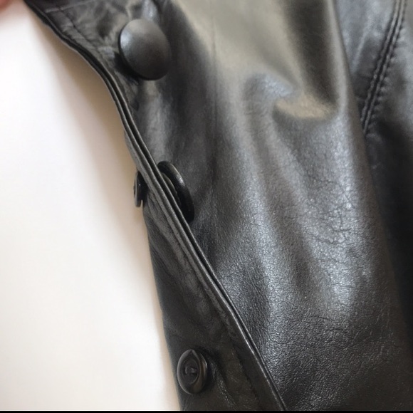Silvia y Mario Leather Jacket / Made in Argentina - Picture 8 of 16